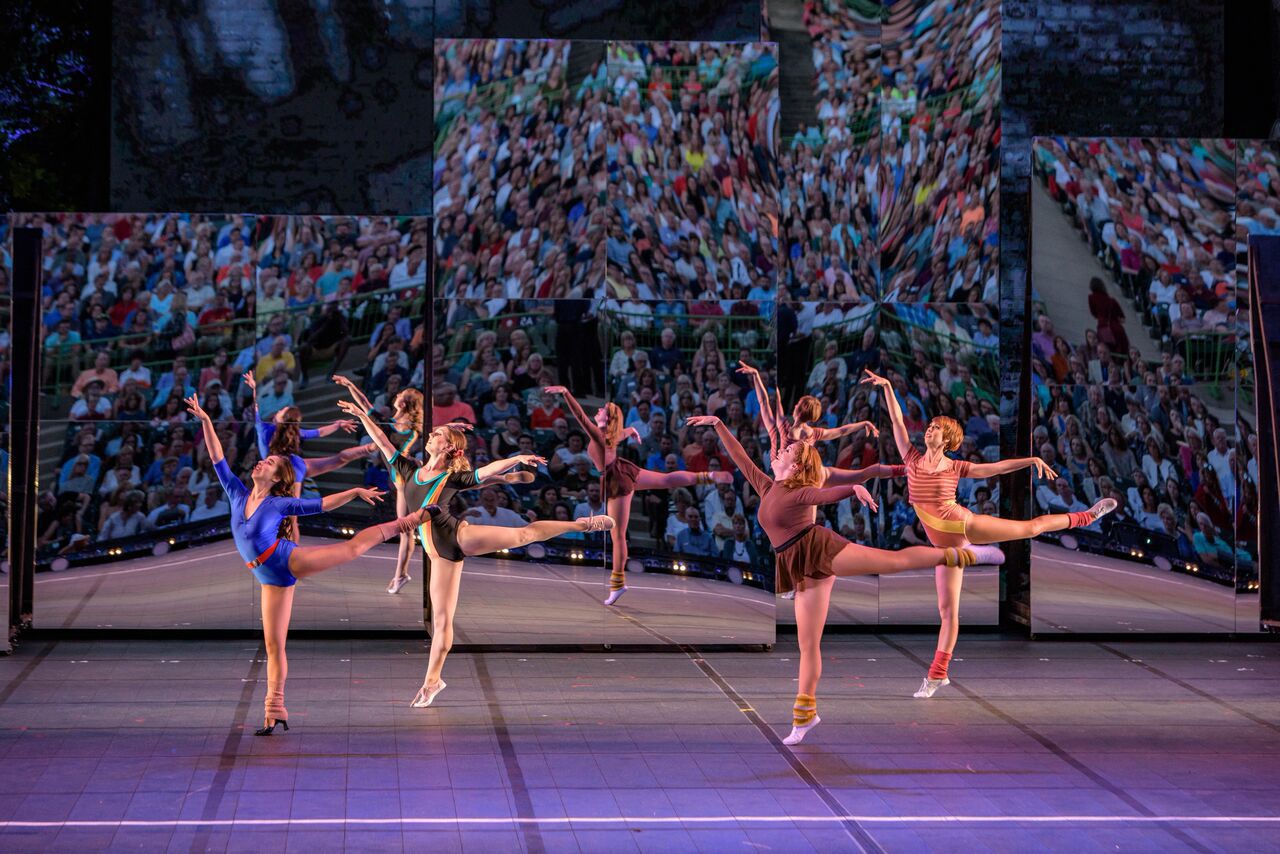 A Chorus Line - 2